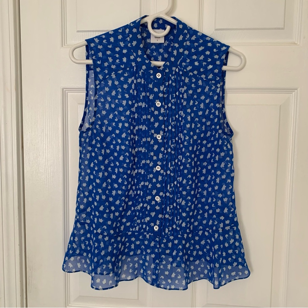 Cabi Blue Pleated Sleeveless Blouse S